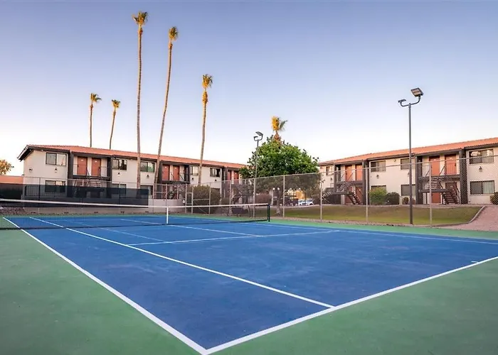 142 Fully Furnished 1br Suite-pet Friendly Apartment *